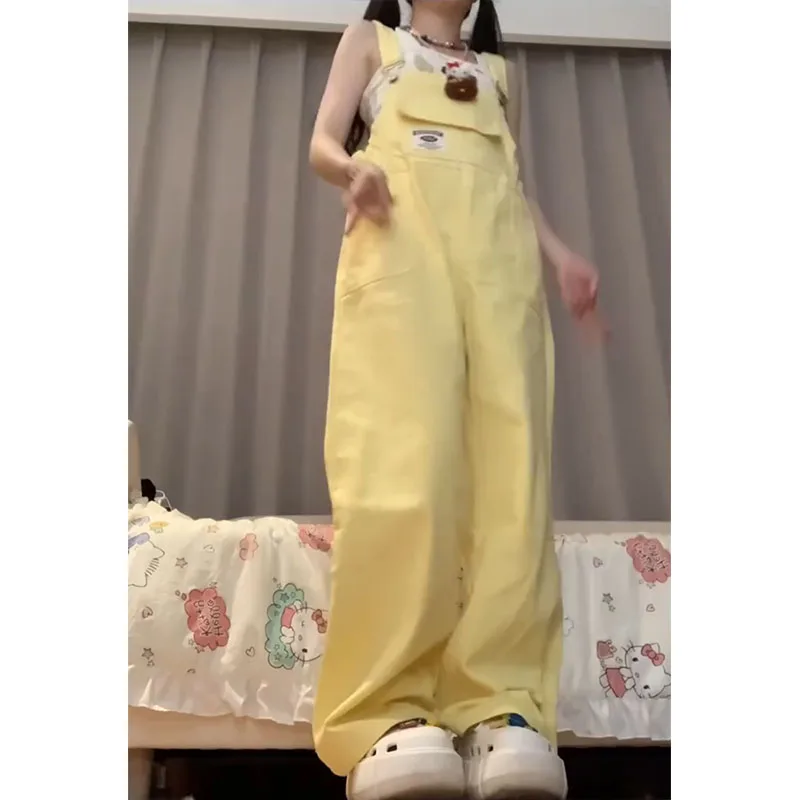 夏用デニムサロペットパンツ【淡いイエロー・ストレートワイド・女性用・可愛いデザイン】（セットアップ対応）