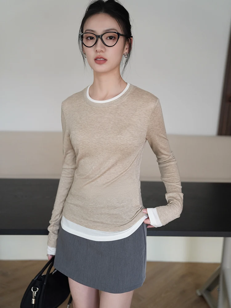 大人可愛いの本質とは？ニットTシャツで実現する自然な優しさのガイド