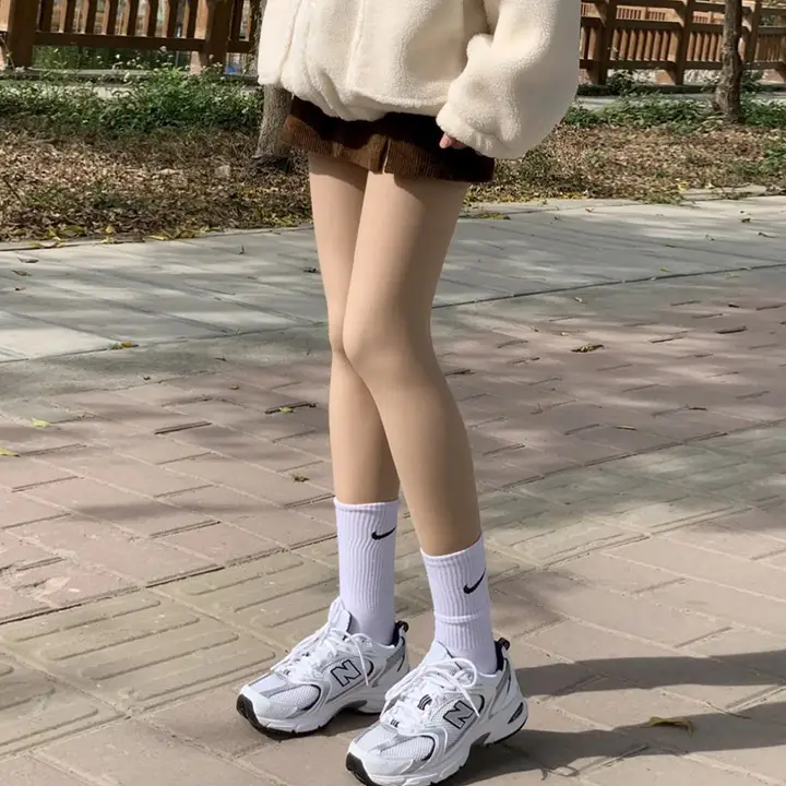 極上の柔らかさ！加厚ストッキング【取り外し可能・ヌードトーン・防寒用】