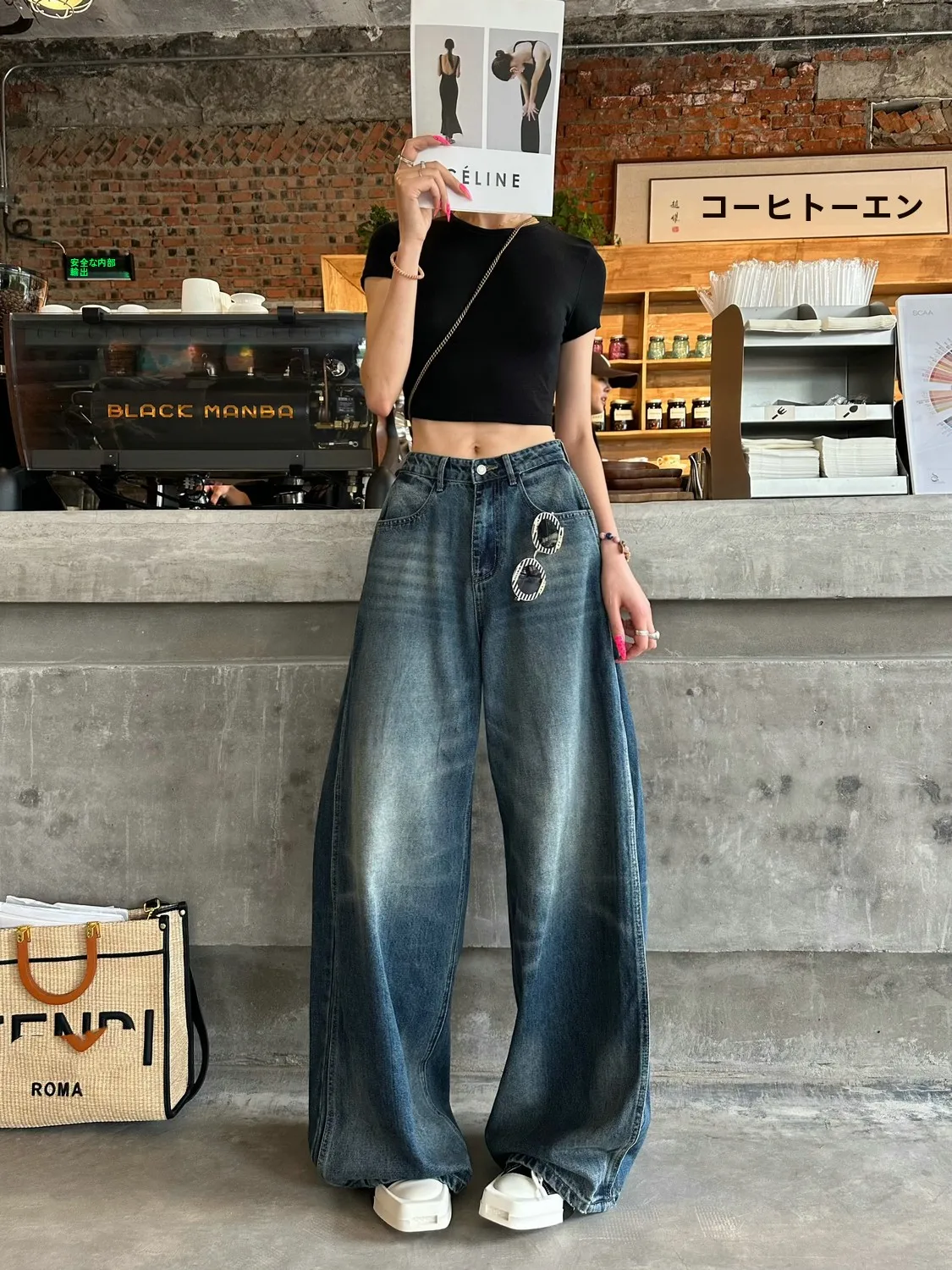 大人可愛い服 50代コーデ | レトロパッチワークパンツで実現する心の安定感