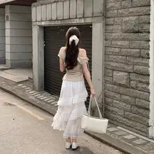 夏のトレンド！オフショルダーTシャツ【デザイン性・ウエスト絞り・短袖】