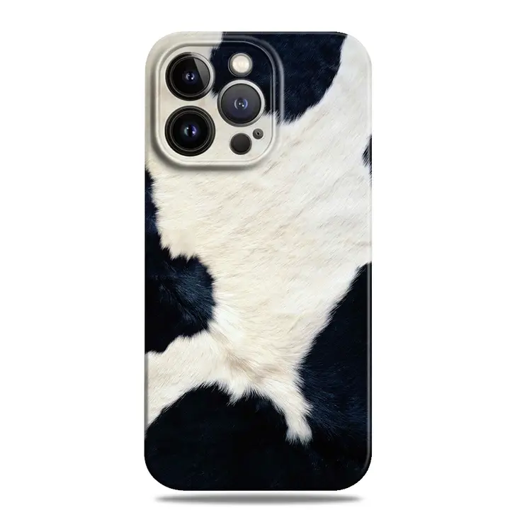 牛柄デザインのスマートフォンケース【全機種対応・高級感あり】