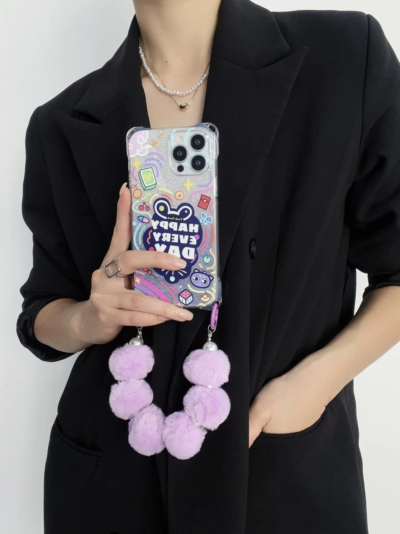 iPhone12 ショルダーケース おしゃれなデザインで日常を彩る