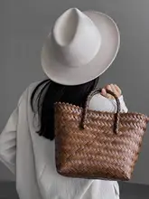 大容量のバスケット風編みトートバッグ【女性用・カジュアル・手提げ・ショルダー対応】