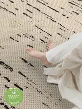現代的なシンプルデザインのリビング用ラグ【軽量・洗える・高級感】