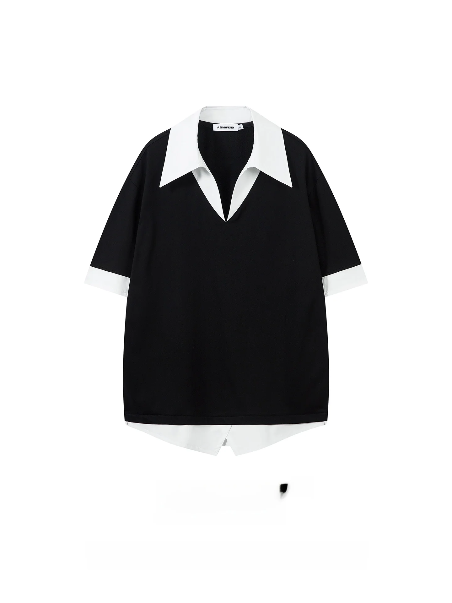 グレーTシャツをどう着こなすか？青春風のゆったりシルエットが通勤からレジャーまで  救う理由