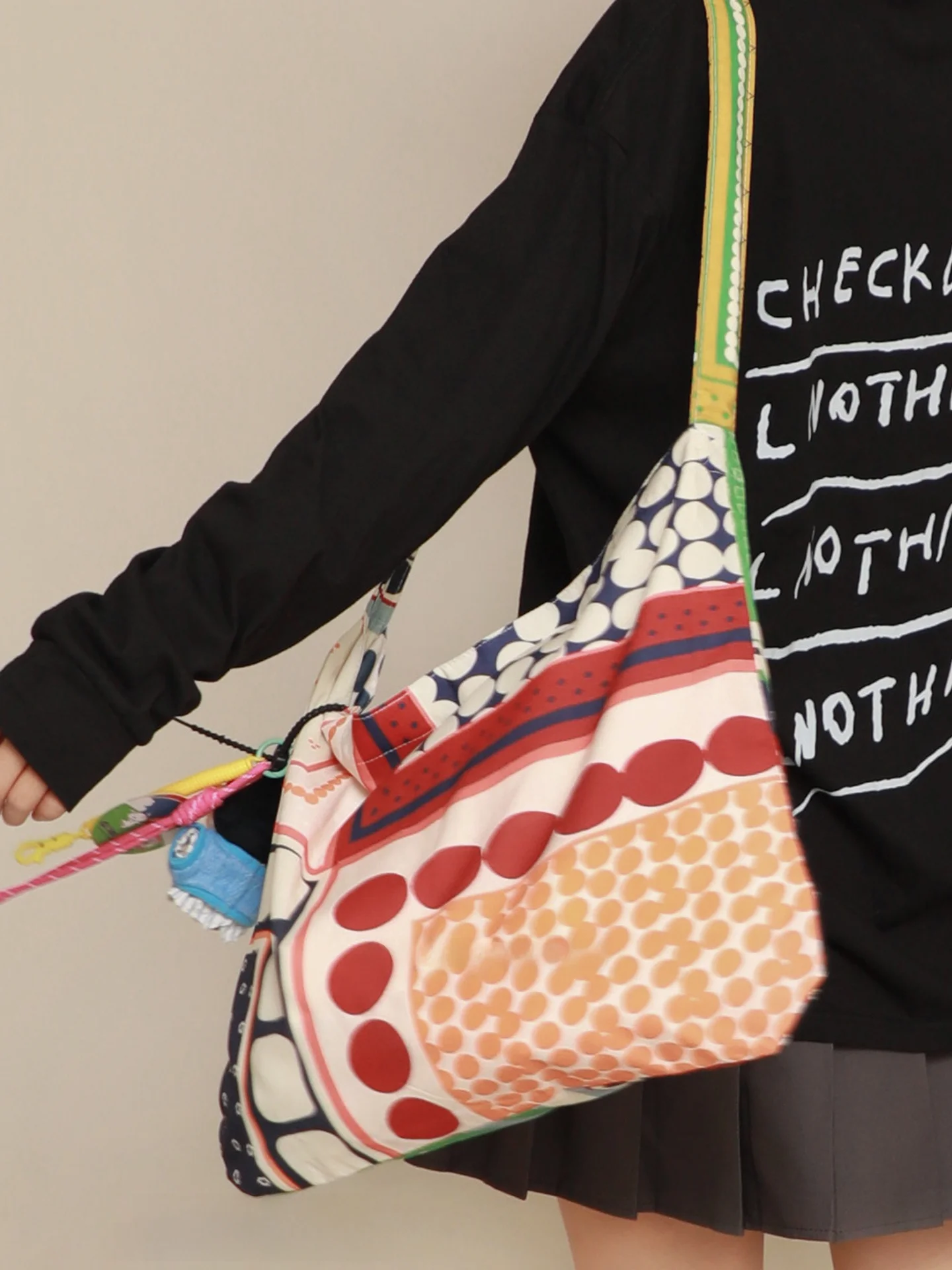 民族風レトロアートトートバッグ：カラフルドット柄の軽量使い分けガイド