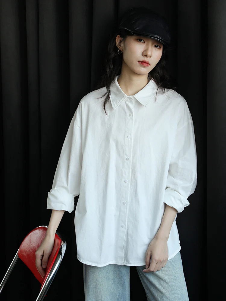 大人可愛いの本質とは？長袖シャツで徹底解説
