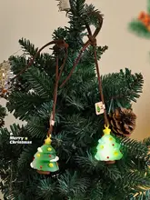 光る変色クリスマスツリー型チャーム【クリスマス飾り・車用・バッグ・キーホルダー】
