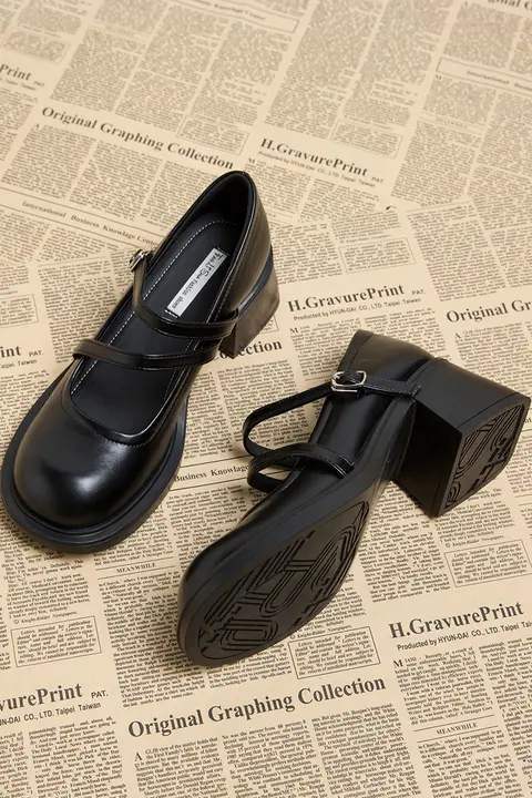 羊革製 ストレートヒールパンプス【黒・疲れにくい・フレンチスタイル・スカートとの相性抜群】