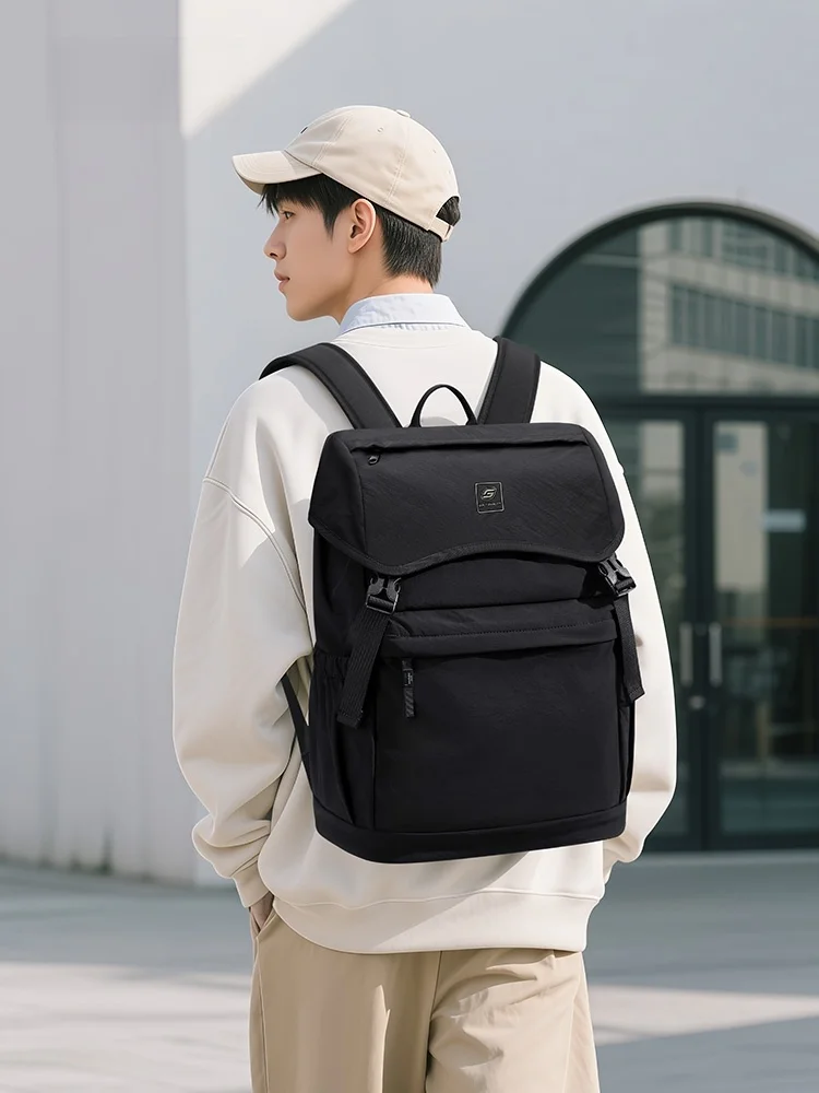 旅行用バックパックを選ぶときに迷うのは、本当に「軽さ」なのか？