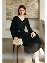 COKEYA 羊毛混紡 Vネック長袖ニットワンピース【ウエストマーク・秋冬用】