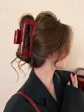 大きなスクエアヘアクリップ【女性用・サメ型・高級感あり】
