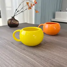 可愛い人顔デザインの陶器マグカップ【オフィスや家庭用・大容量】