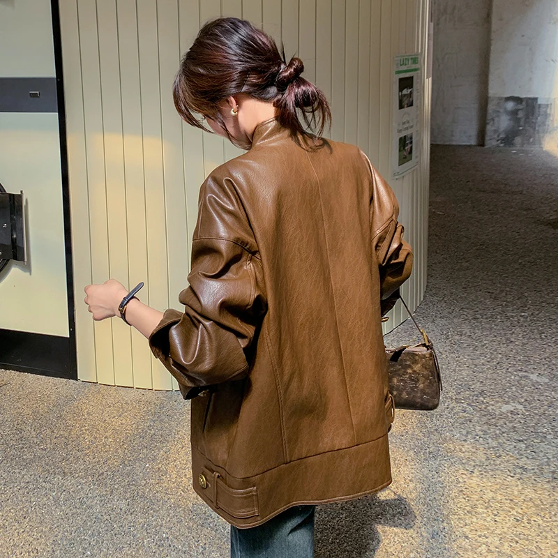 春の通勤スタイルに悩むあなたへ：ライダージャケットは本当に必要なのか？