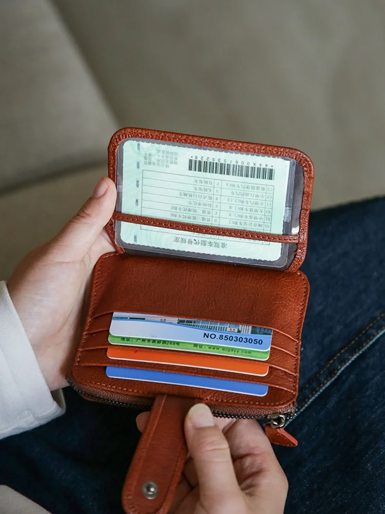 idカードホルダーを選ぶべきタイミングは？実は「毎日使う」アイテムとしての本革財布が最強