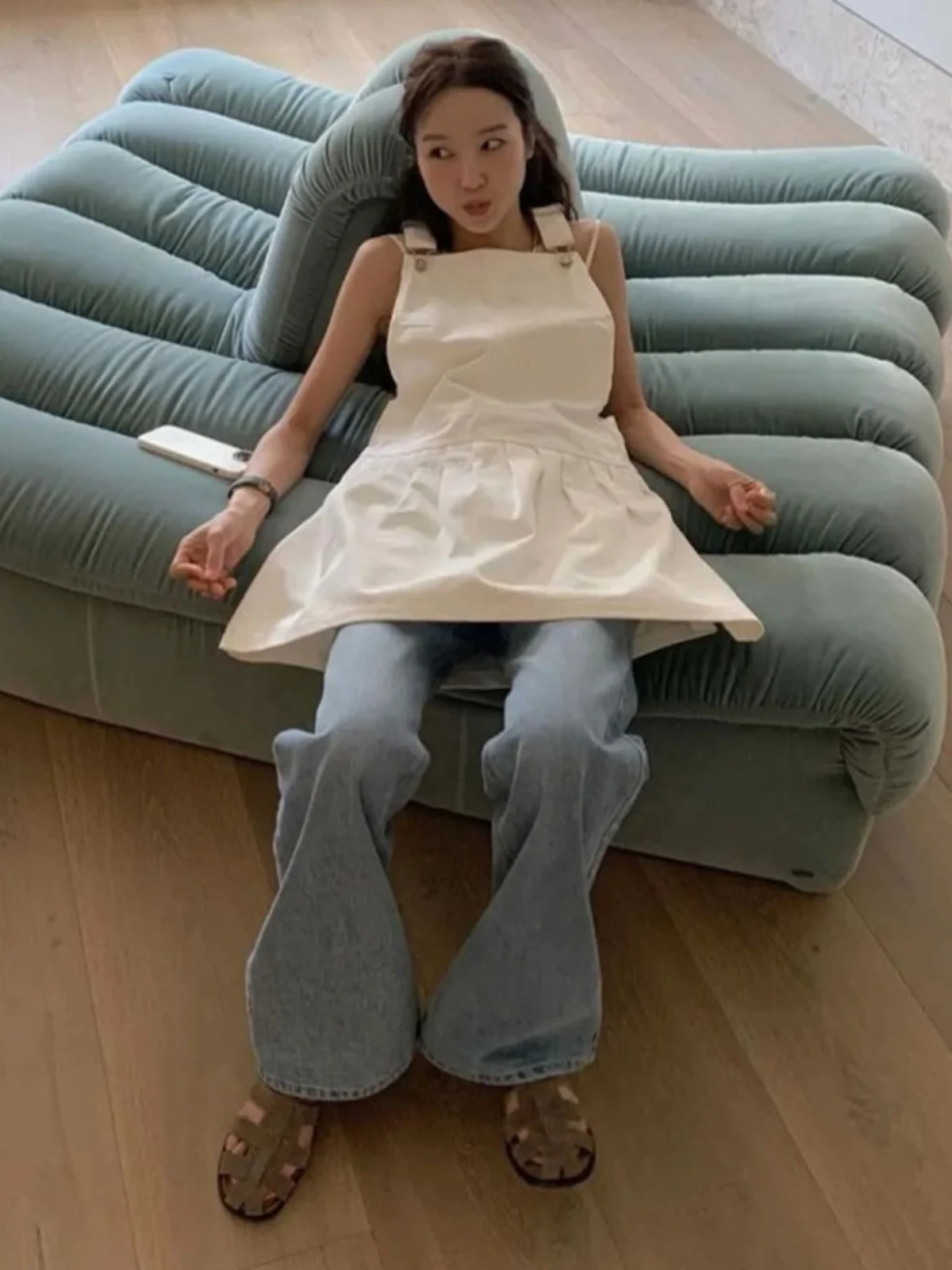 140サイズの女の子にぴったりの夏のスタイルは？学院風の百褶ワンピースが解決する