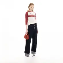 深い青の折り返しデザインのストレートデニムパンツ【春秋用・レディース】