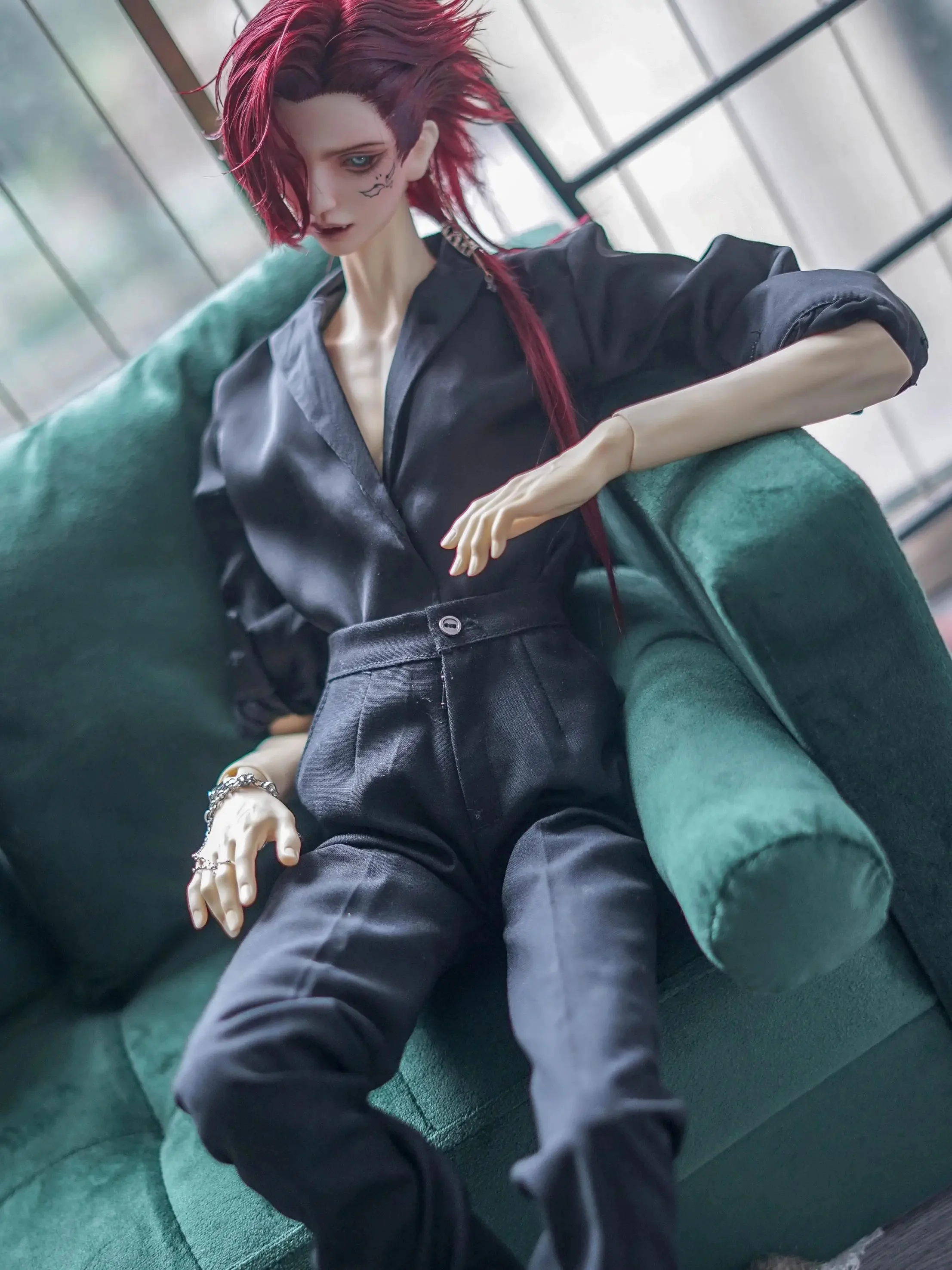 成人フィギュアにシルクシャツを加えるべき理由は？