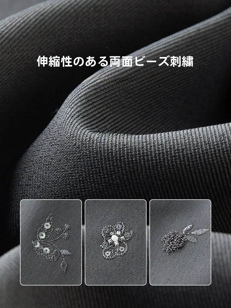 煌めくレディースジャケットとミニスカートのセットアップ：2025年秋季の優雅な日常スタイル