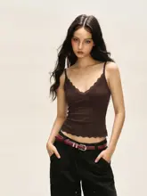デザイン性のあるVネックレースパッチワークタンクトップ【夏用・女性用・スリムフィット】
