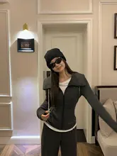 グレーの細ストライプ柄ジャケット【ラペルデザイン・カジュアル・直筒パンツ】（セットアップ対応）