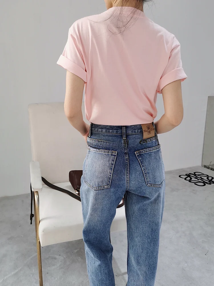 猫のデザイン Tシャツ：クラシックスタイルのシンプル通勤ファッション