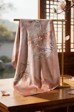 シルク製エレガントな刺繍入りショール【春夏用・花柄デザイン】