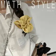 シンプルで高級感あるサテン仕上げのフリル付きヘアゴム【丸みを帯びたデザイン・女性用】
