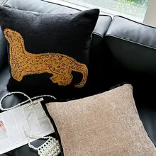 中古風アートデザインの長クッションカバー【リビング・ソファ用・クッション付き】