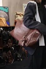 本革製 大容量ビジネスバッグ【ショルダータイプ・ボウリングスタイル・植物タンニンなめし】