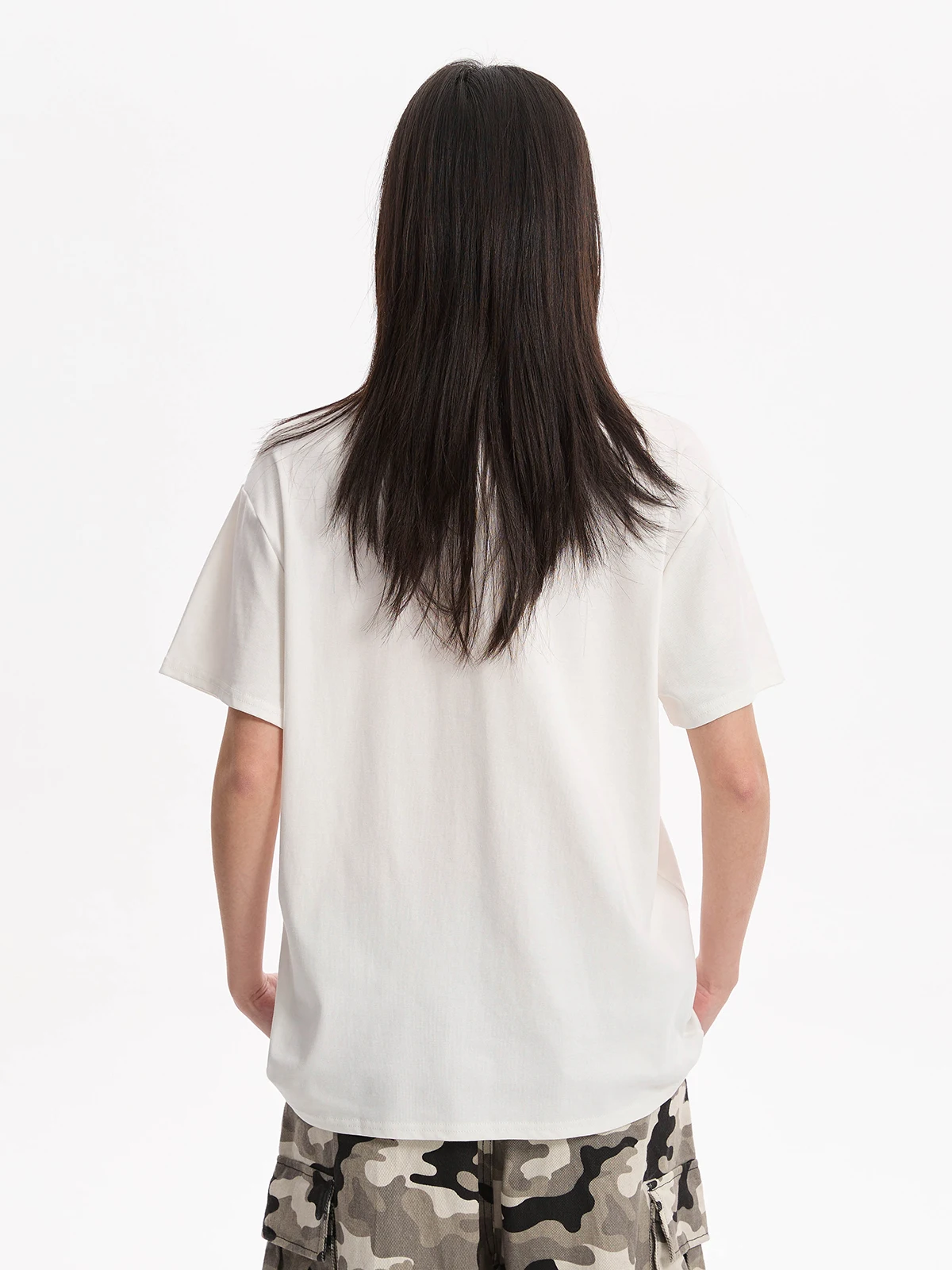 Apocket スリムハイエンドTシャツ：スタイリッシュなモダンファッションの実用性を検証