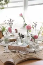 ガラス花瓶 植物鑑賞用 撮影用 レトロ 浮彫り 透明 シンプル フレンチスタイル 小型 生花用 