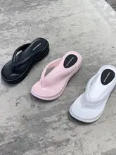 春夏用サンダル【厚底・防水・ヒール付き・丸頭デザイン】