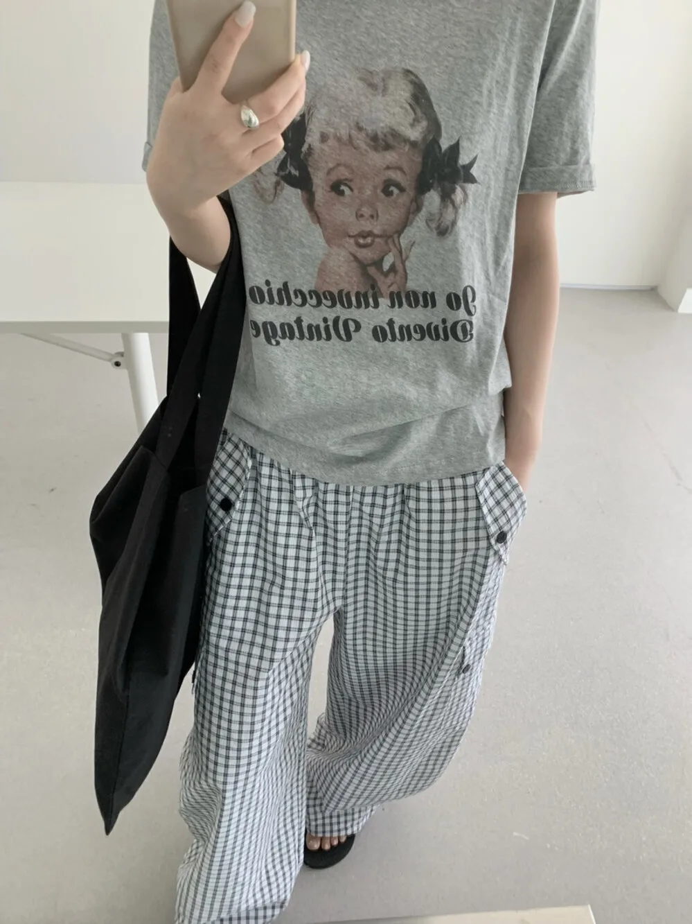 キャラティーをどう選ぶ？親しみやすく、日常に溶け込む「かわいいTシャツ」の選び方を解説