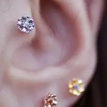 ミニ立体花のイヤリング【デイジーデザイン・細いフレーム・女性用】