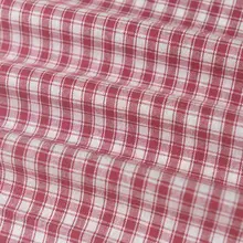 レトロな赤と白のチェック柄の綿とリネン生地 DIY トップ シャツ
