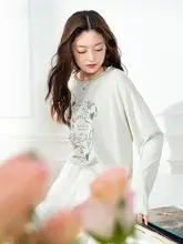 手描きプリントのラフなTシャツ【レディース・春用・丸首・長袖】