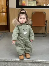 子供用 防水防風の暖かいスキーウェア【北欧風・可愛いデザイン・連体型】
（セットアップ対応）