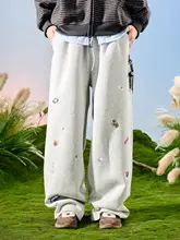 カートゥーンデザインのストレートワイドパンツ【裏地フリース・秋冬用】（セットアップ対応）