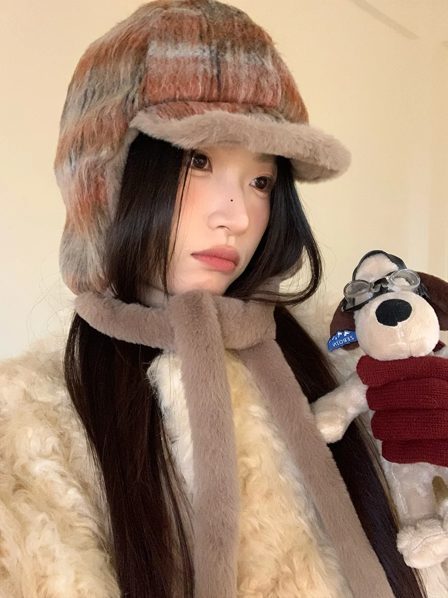 耳まで隠れる帽子：ストライプ柄フリースピンクレイフォ帽の実用性とシーン別適用