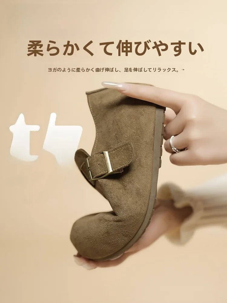 かかとなしローファー：厚底全包型シューズの実用性と使用シー  ン