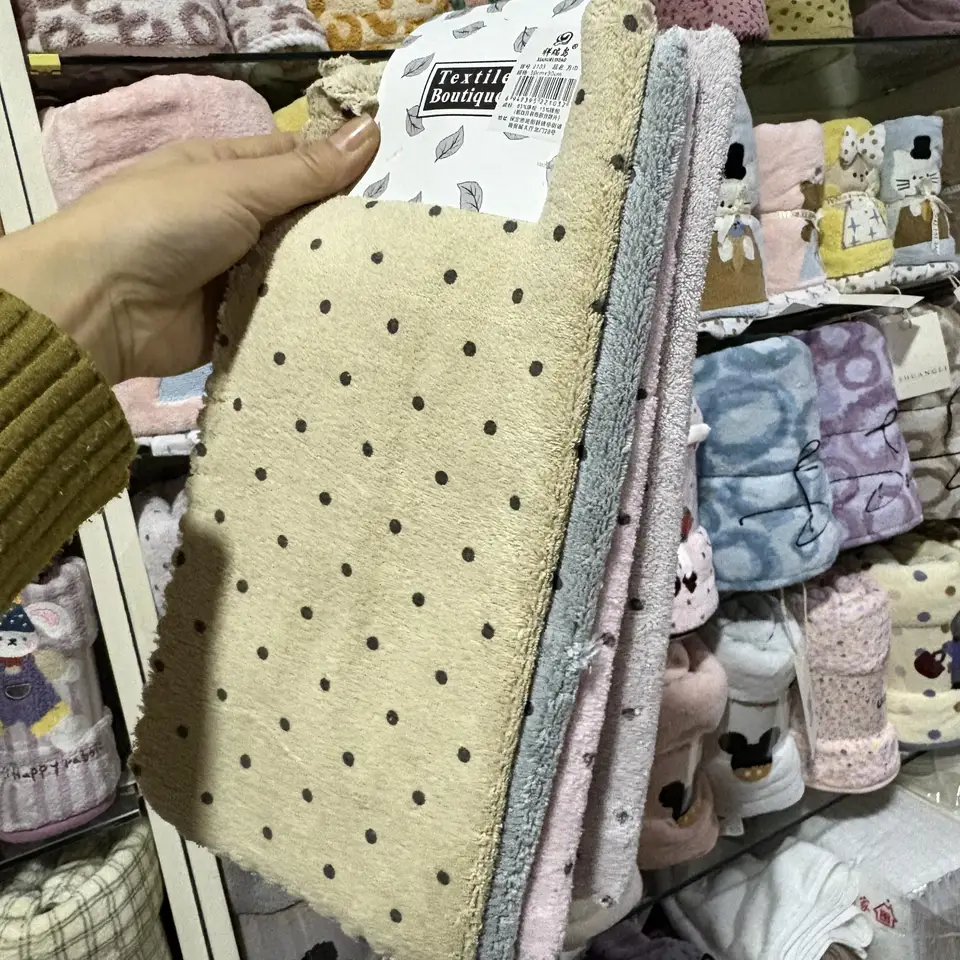 極上の吸水性を持つ珊瑚フリース洗面用小方巾【多用途・キッチン・バスルーム用】（セットアップ対応）