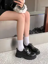 牛革製 黒色厚底ローファー【女性用・デザインレースアップ・ヒール付き】