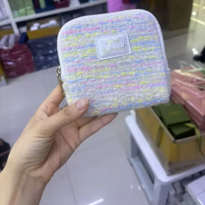 多層式ブレスレット収納ポーチ【トラベル用・流れる房付き・便利な収納】（セットアップ対応）