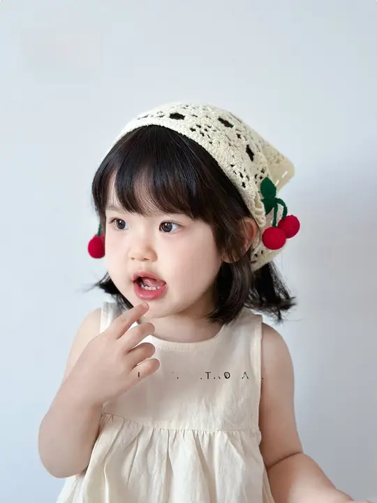 可愛い子供用チュニック型バンダナ【チェリー柄・フランス風・女の子用・ヘアアクセサリー・撮影小道具】