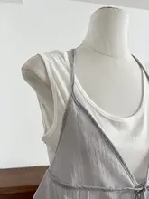 バックホルター デザインのタンクトップ【ウエストシェイプ・夏用・レイヤードスタイル】