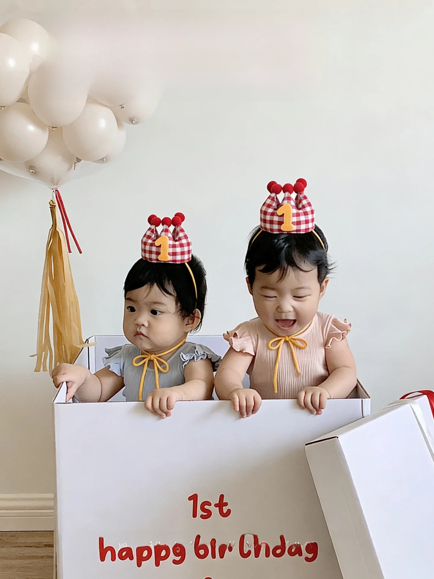 1歳の誕生日にあげるちょっとしたプレゼントは、絵本よりこのクラウンがおすすめ？