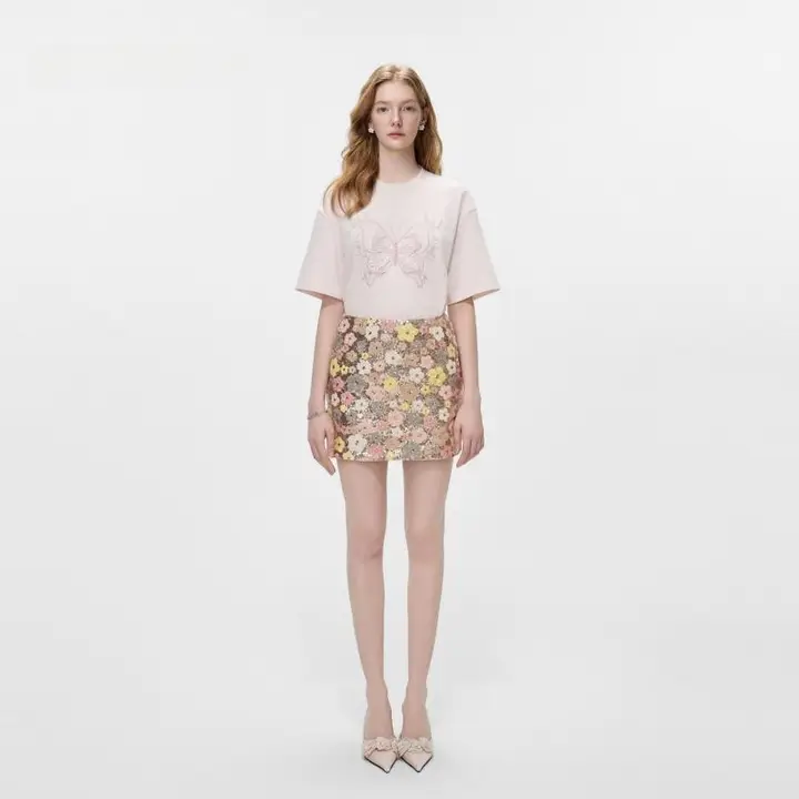 レース付きバタフライデザインの半袖Tシャツ【ピンク・コットン・ラウンドネック】