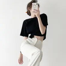 デザイン性に優れたフレンチスタイルの黒色Tシャツ【暗めのボタン・リバーシブル】